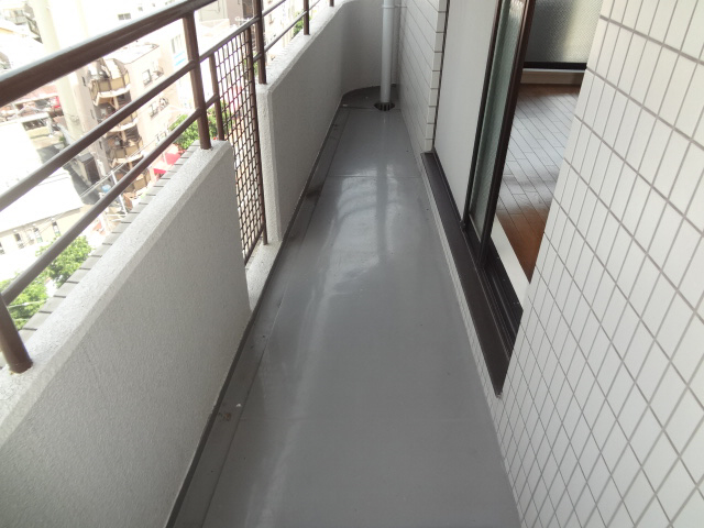 バルコニー　バルコニー