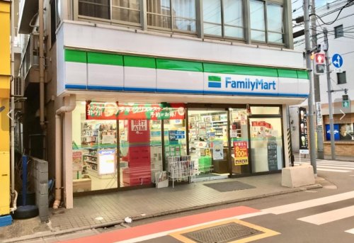 コンビニ　ファミリーマート 荻窪教会通り店（コンビニ）まで250m