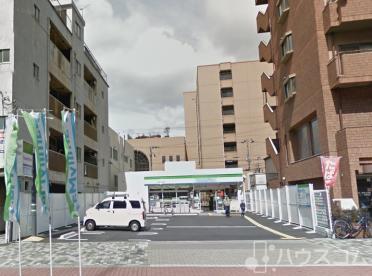 コンビニ　ファミリーマート 波除中央大通店（コンビニ）まで50m