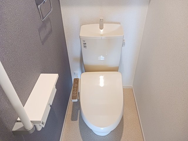 トイレ　シンプルで使いやすいトイレです