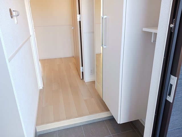 玄関　シンプルで使いやすい玄関です
