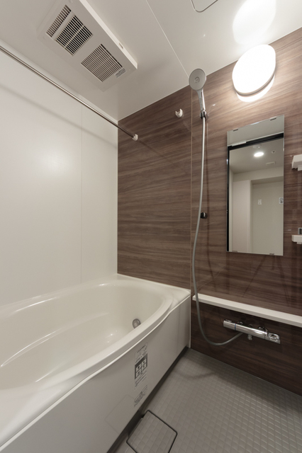 バス・シャワールーム　※写真は同タイプ住戸です。