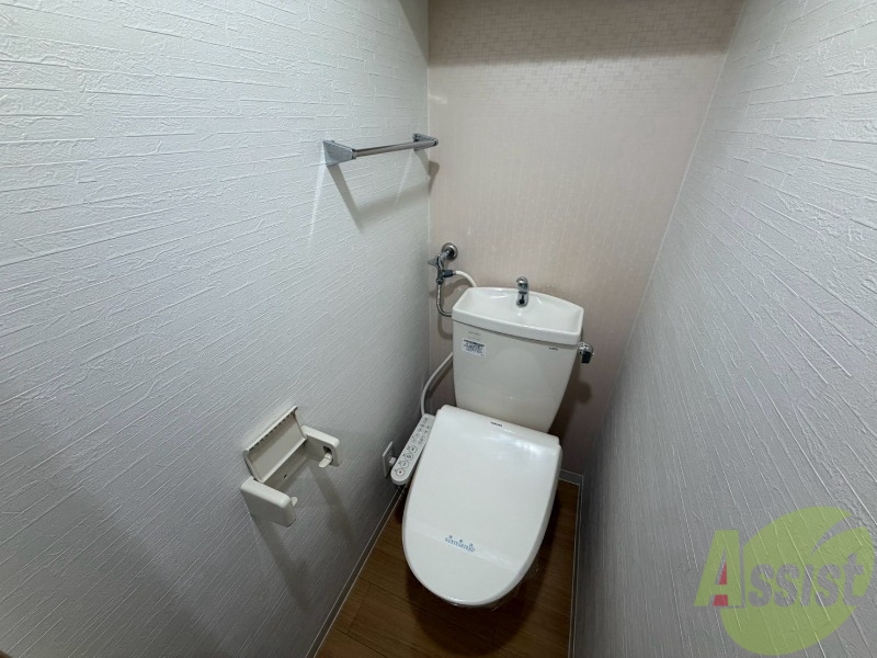トイレ　トイレです。ウォシュレット付を探している方、おすすめです。