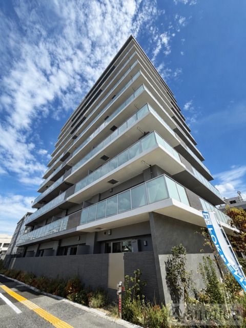 建物外観　鉄筋コンクリート造・ガッチリとした建物です♪