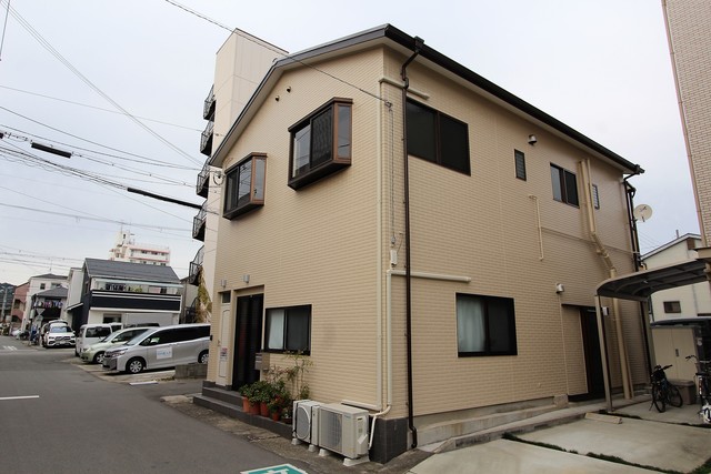 青葉町1丁目貸家二階部分の外観写真