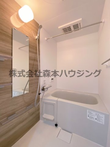 ピレーネ北条IVの風呂写真
