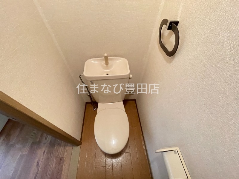 トイレ　別部屋写真