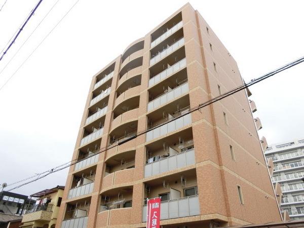 建物外観　設備充実！鉄筋マンション！
