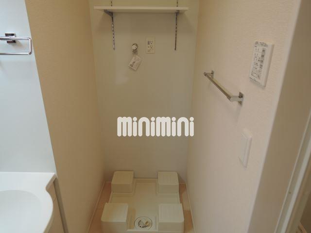 その他　室内洗濯機置場です。