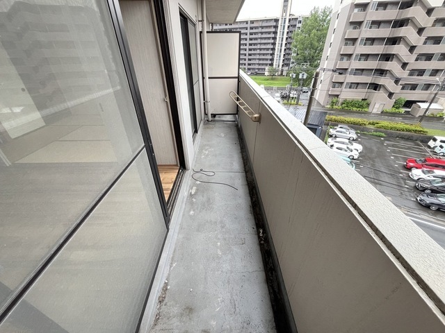 バルコニー　写真は違う号室です。