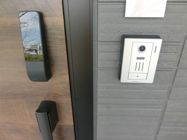 セキュリティ　TVモニターホン付きで安心ですね