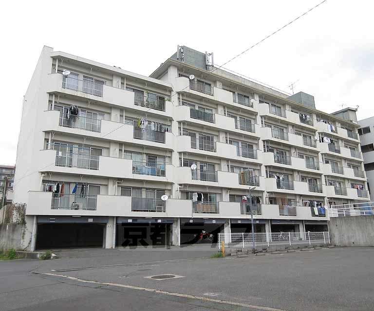 地下鉄東西線 東野駅 徒歩8分 築53年