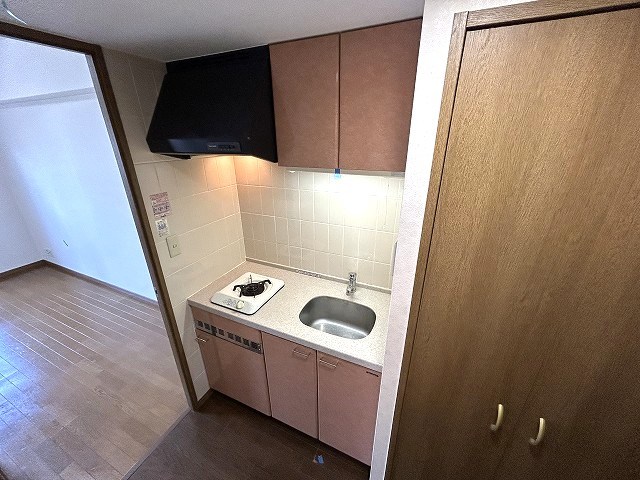 キッチン　参考写真。