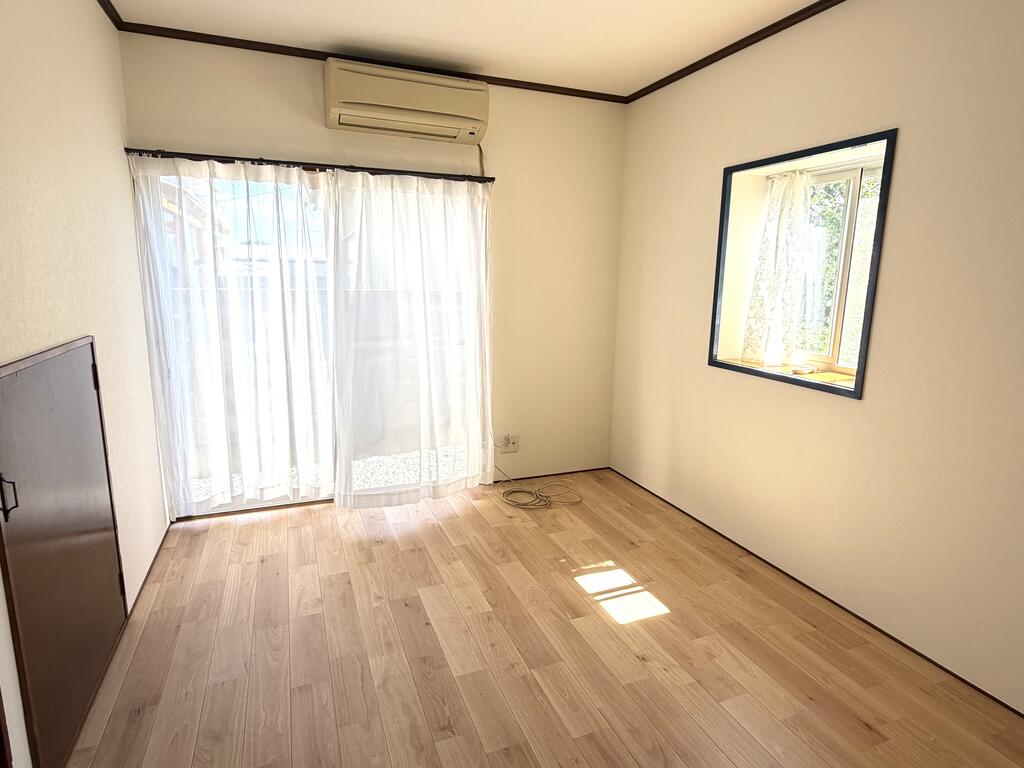 林檎館1号棟の居間写真