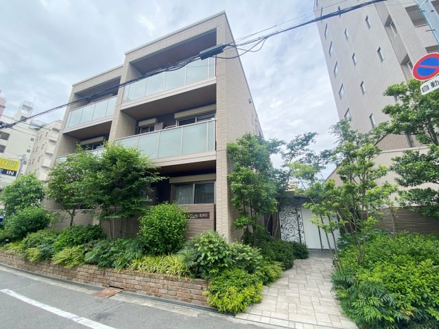 地下鉄御堂筋線 西中島南方駅 徒歩4分 築10年