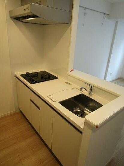 キッチン　※他号室写真使用
