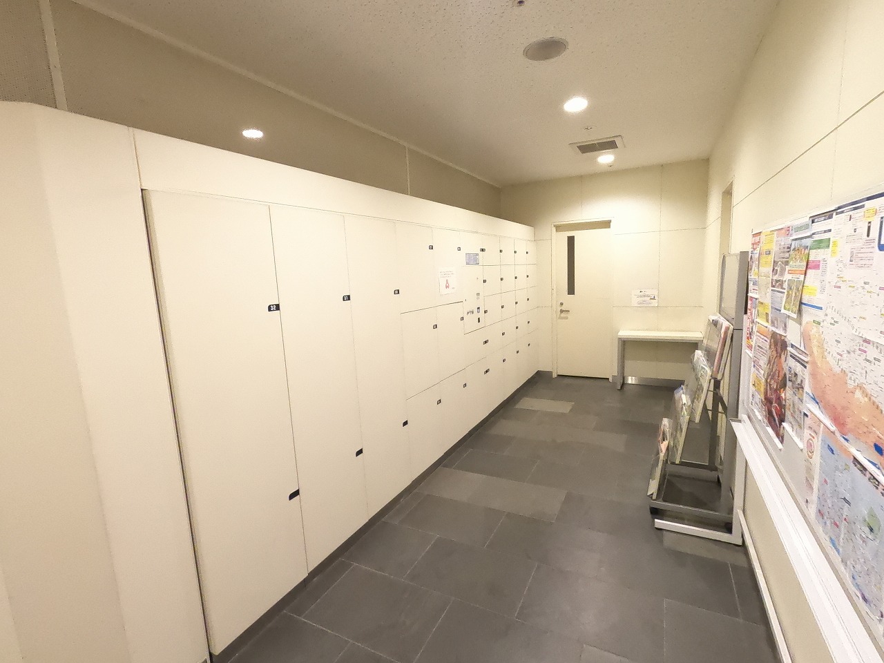 京王線 府中駅 徒歩1分 28階建 築22年の外観写真