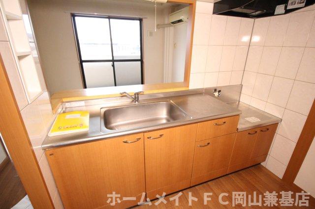 ＪＲ赤穂線 長船駅 徒歩5分 2階建 築20年のキッチン写真