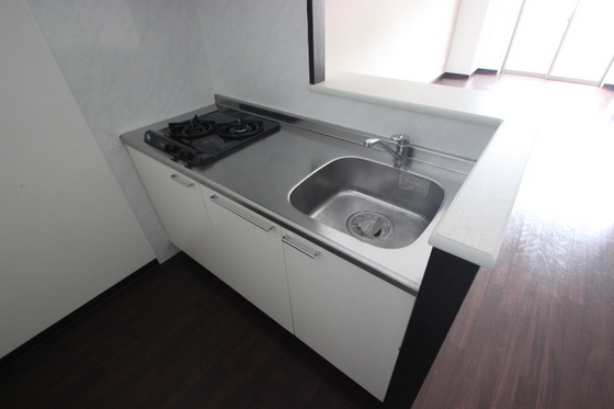 キッチン　※別部屋の写真です