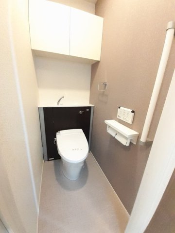 トイレ　落ち着いたトイレです