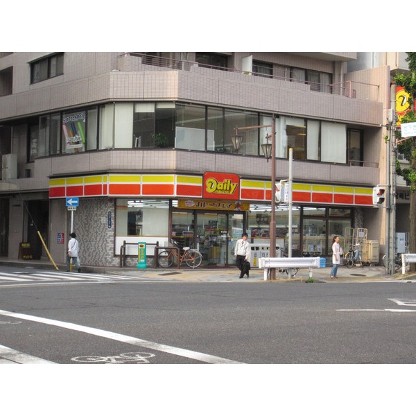 コンビニ　デイリーヤマザキ名古屋池下店（コンビニ）まで87m