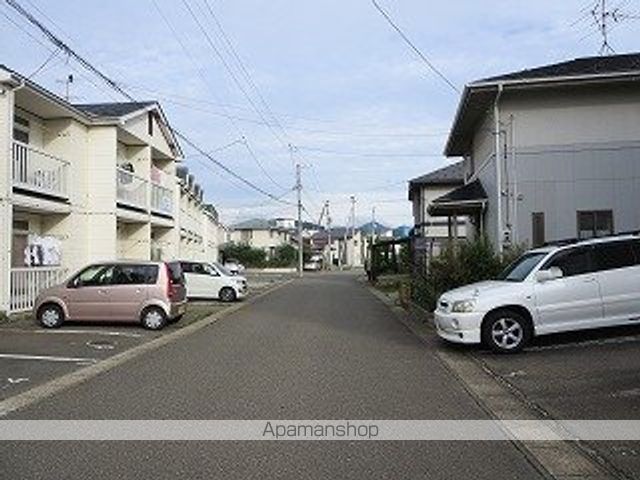 その他　周辺道路（その他）まで0m