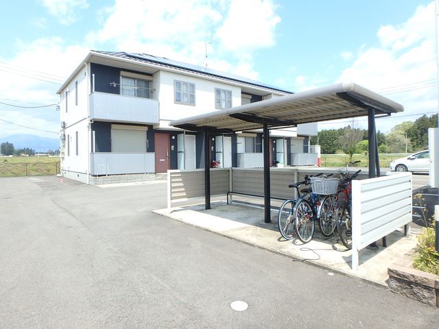 その他共有部分　屋根付き駐輪場付き