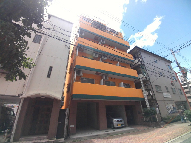 神戸市灘区桜口町のマンションの建物外観