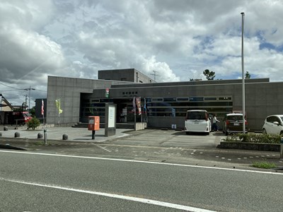 郵便局　鹿本郵便局（郵便局）まで3486m