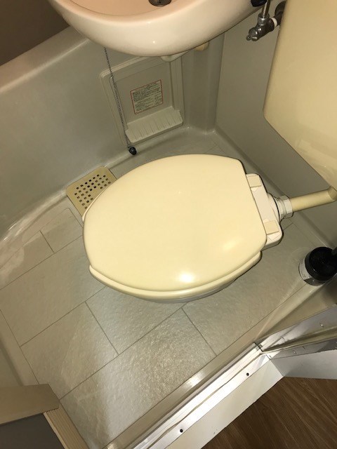 トイレ　別号室参考写真