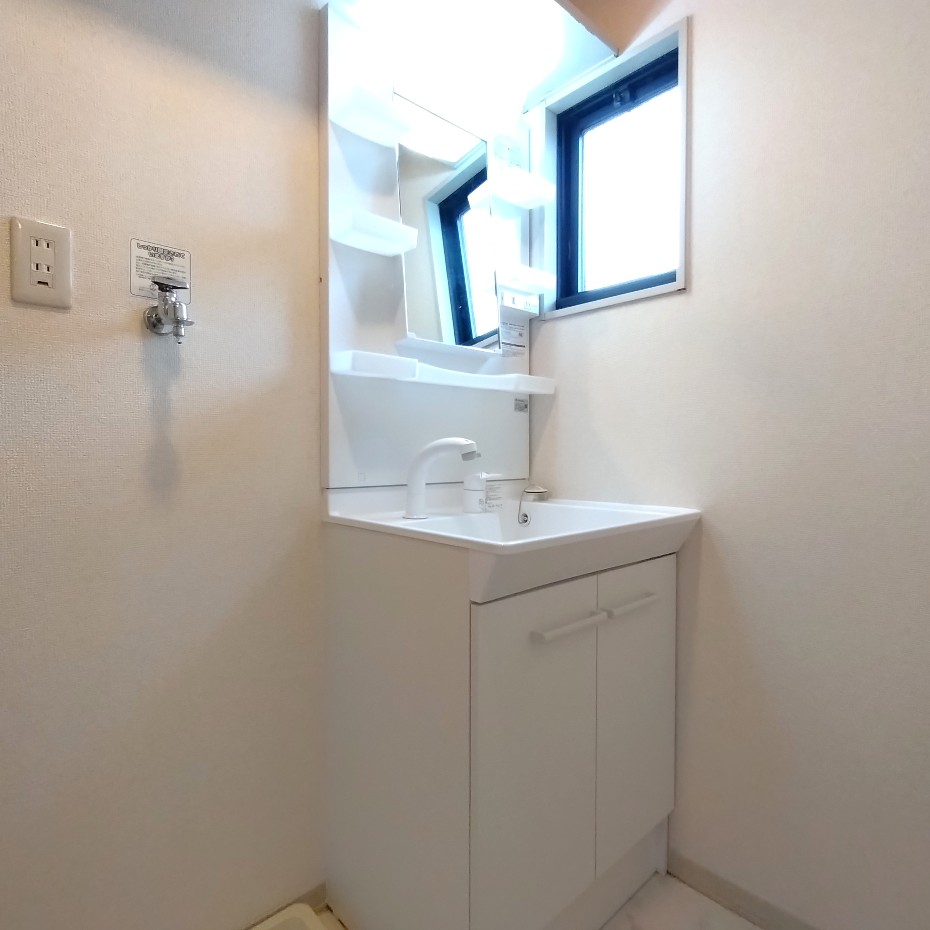 洗面設備　朝嬉しいシャワードレッサ