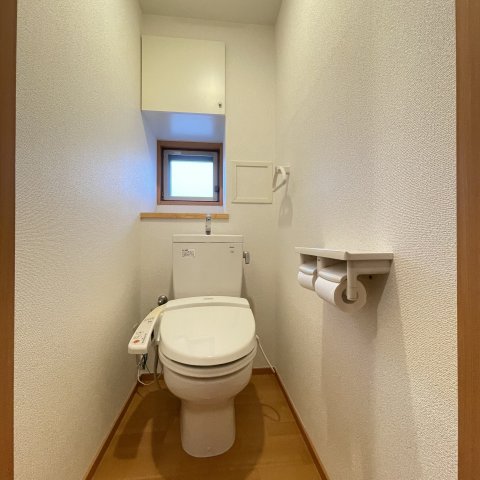 トイレ　同仕様タイプです
