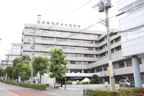 病院　日本医科大学附属病院（病院）まで466m