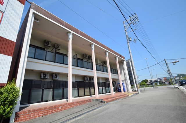 インタービレッジ青山二番館の建物外観