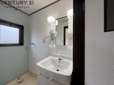 洗面設備　独立洗面化粧台付きでおすすめです！