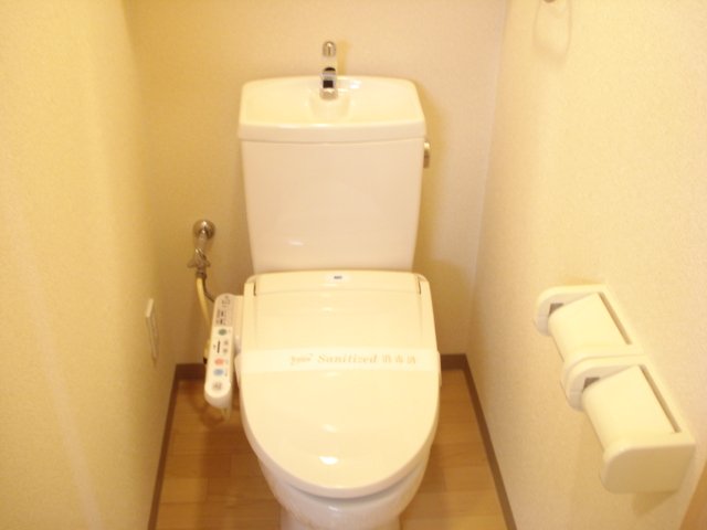 トイレ　シャワー付トイレ（イメージ）