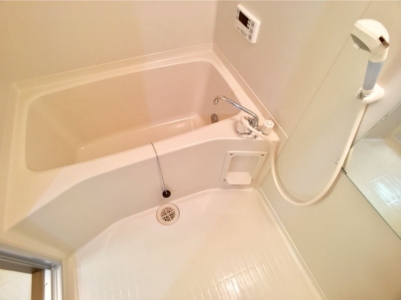 バス・シャワールーム　図面と現状に相違がある場合には現状を優先