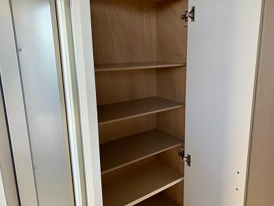 玄関　シューズボックス