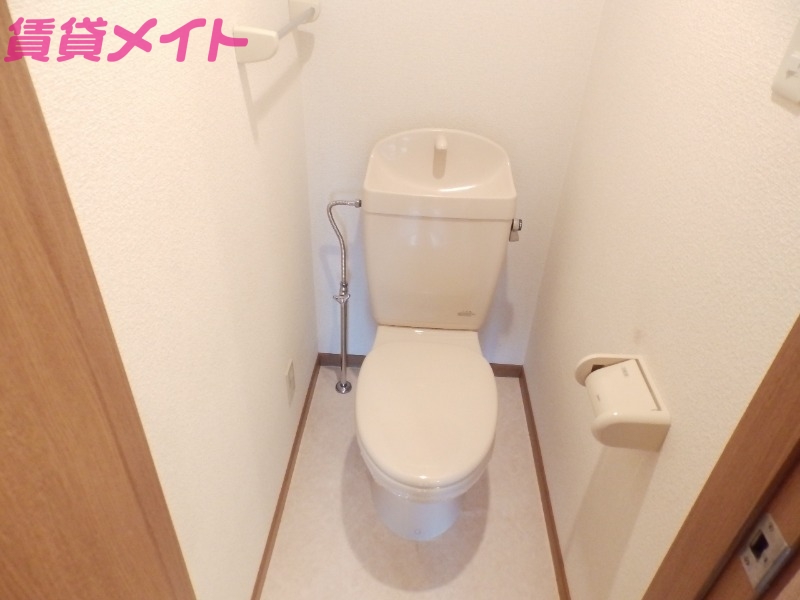 トイレ　同タイプの部屋写真です