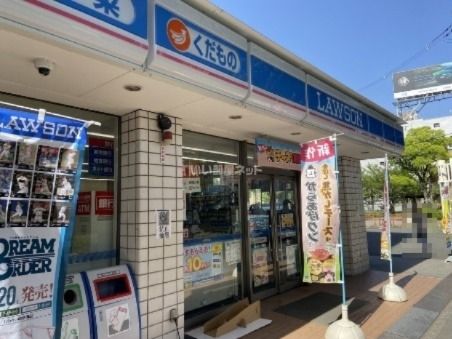 コンビニ　ローソン 川俣店（コンビニ）まで135m
