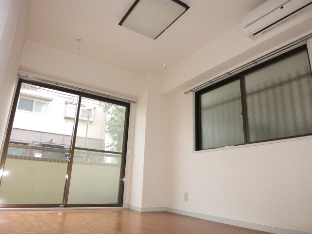 居室・リビング　居室