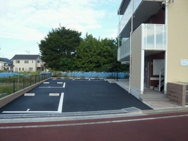 駐車場　共用スペースです。