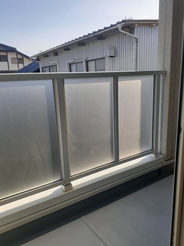バルコニー　開放的で明るい空間を演出してくれるバルコニーです