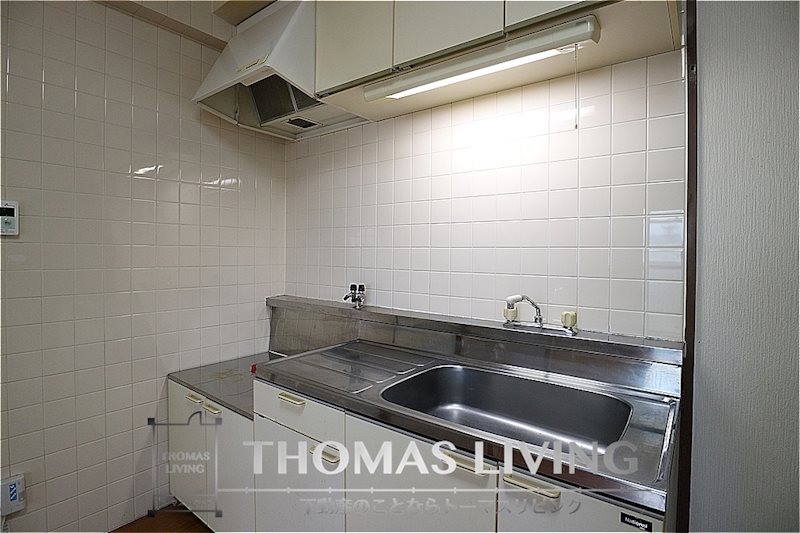 キッチン　コンロ設置可。お好きなコンロを設置ください。