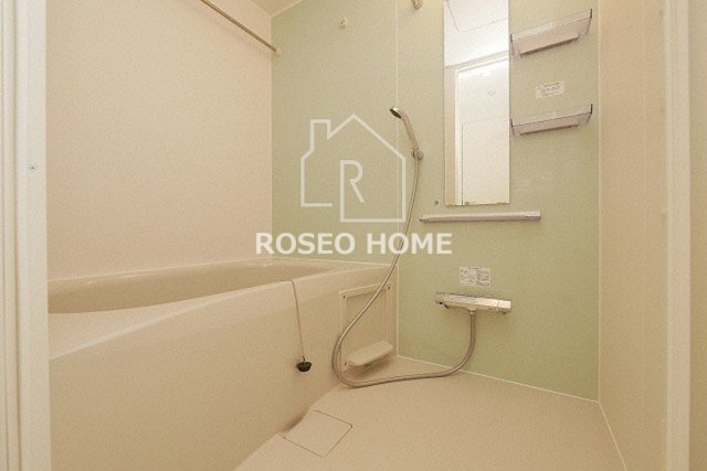 バス・シャワールーム　同マンション別部屋：参考写真