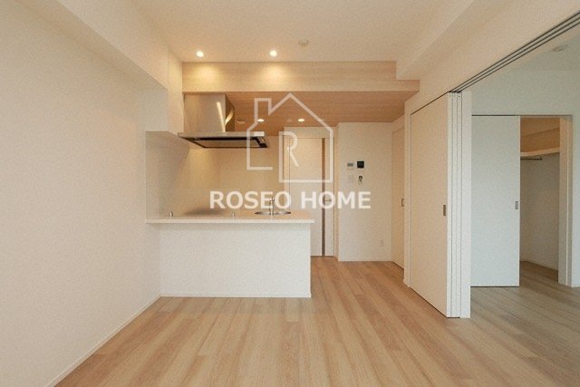 居室・リビング　同マンション別部屋：参考写真