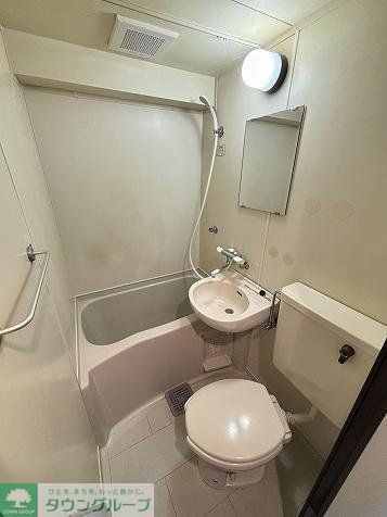 バス・シャワールーム