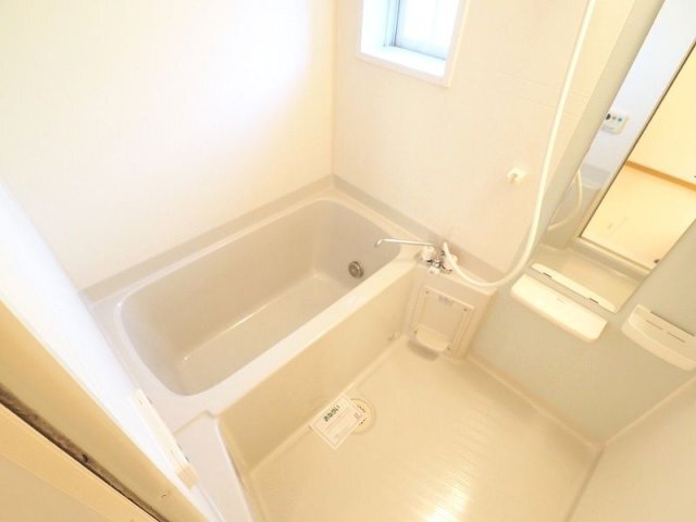 バス・シャワールーム　バス／シャワー