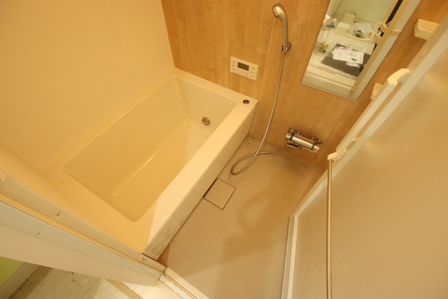 バス・シャワールーム　※別室の参考写真の為、現況優先です。