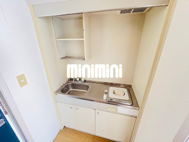 キッチン　電気コンロ付のキッチン